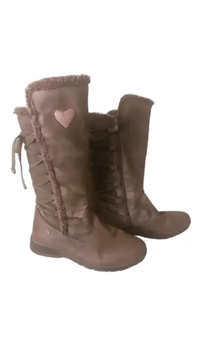 Botas de niña N°36  marrones con diseño de corazón - miniatura 6