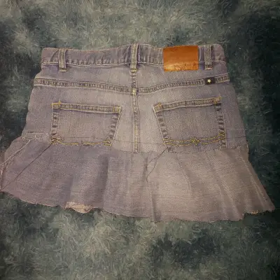 Falda de mezclilla Lucky Brand con volantes - miniatura 1