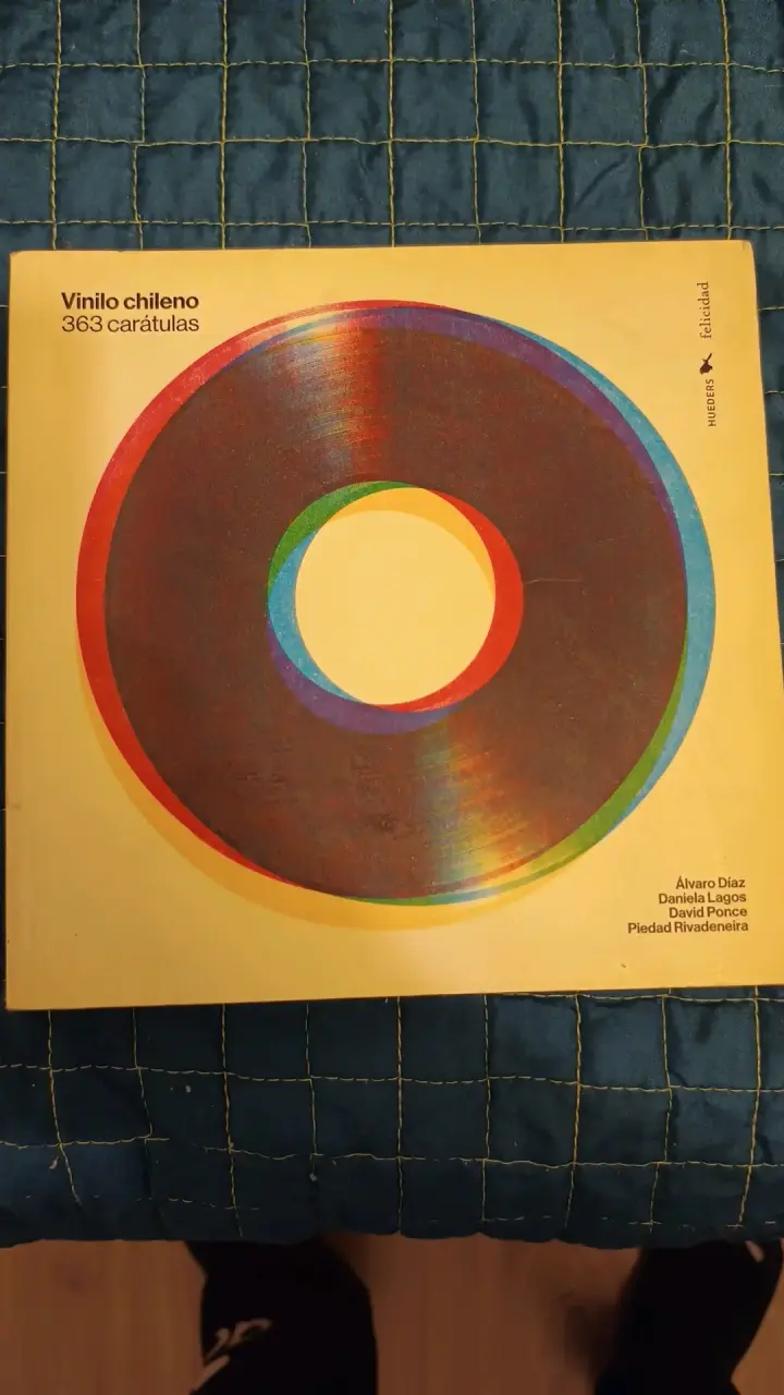 Libro 'Vinilo Chileno 363 Carátulas' Álvaro Díaz - 1
