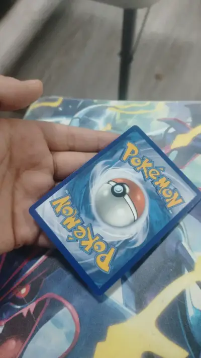 Carta Pokémon Greninja EX holográfica - miniatura 4