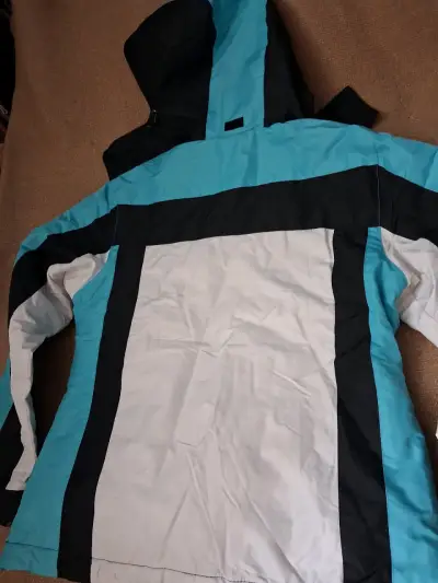 Chaqueta impermeable para hombre azul y negra - miniatura 5