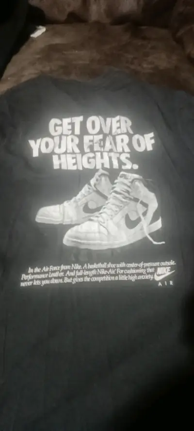 Polera Nike Air gris con diseño retro - miniatura 3