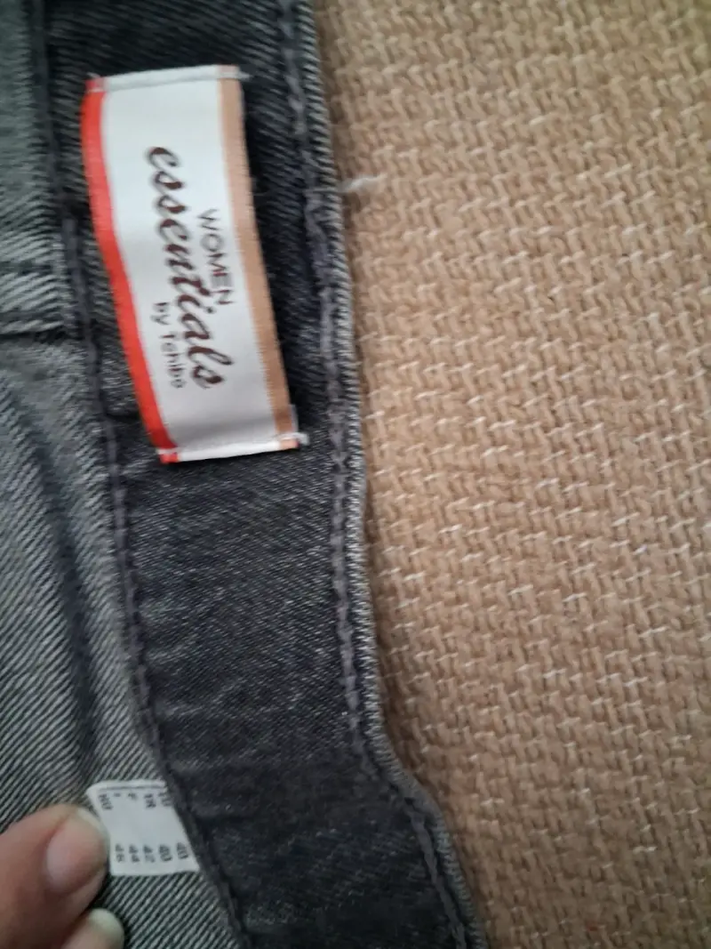 Jeans negros para mujer Essentials talla 40 - 4
