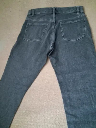 Jeans negros para mujer Essentials talla 40 - miniatura 5