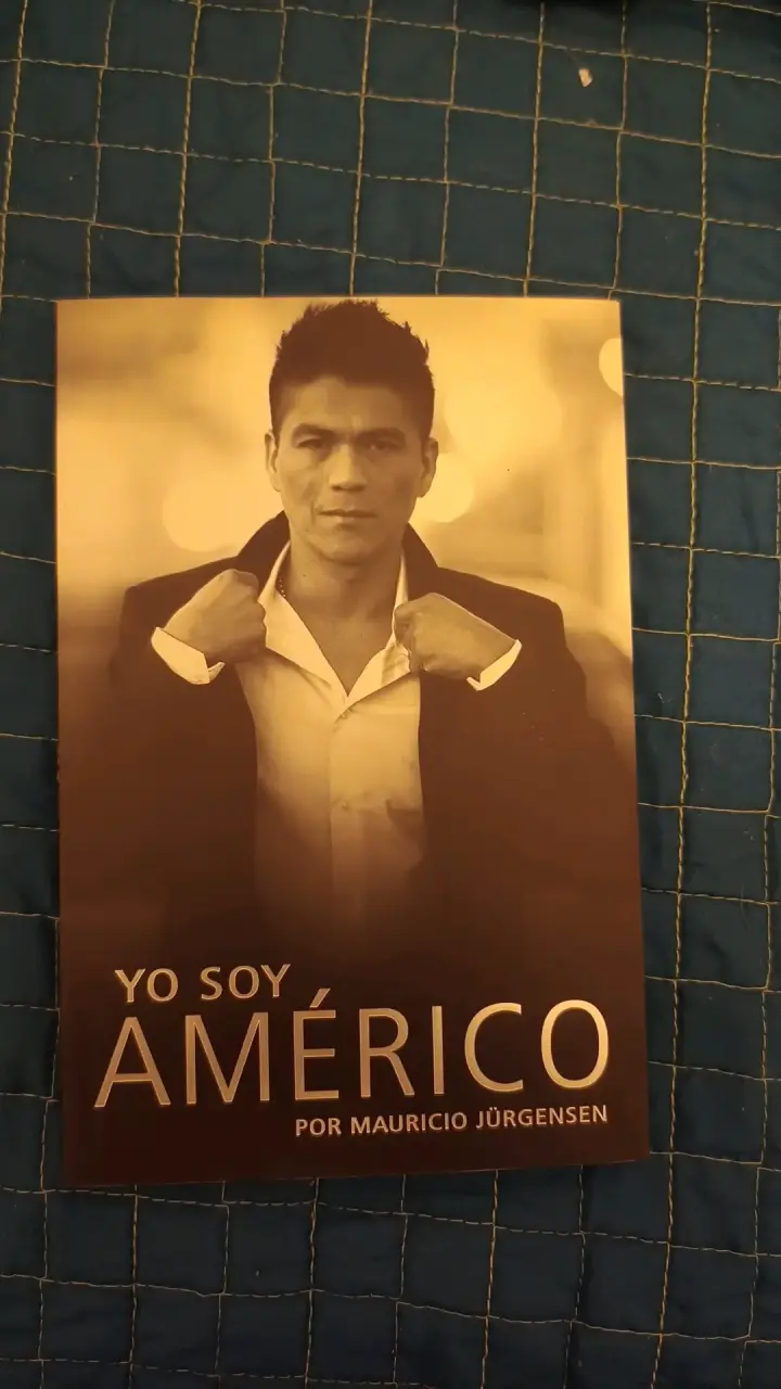 Libro 'Yo Soy Américo' por Mauricio Jürgensen - 1
