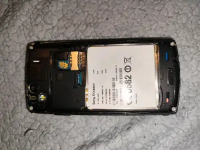 Sony Ericsson Xperia Arc S ⚠️BRICKEADO⚠️ - miniatura 5
