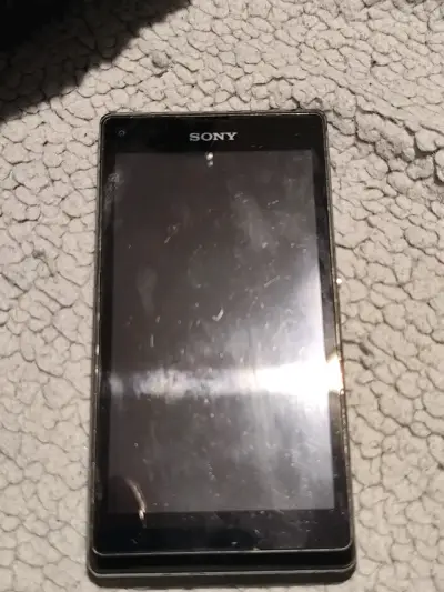 Sony Xperia L - miniatura 1