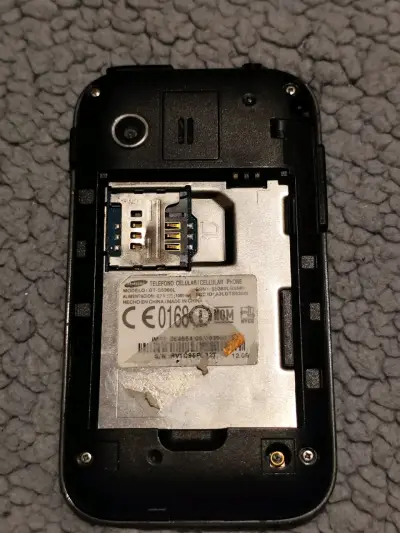 Teléfono Samsung Young (Y) - miniatura 3