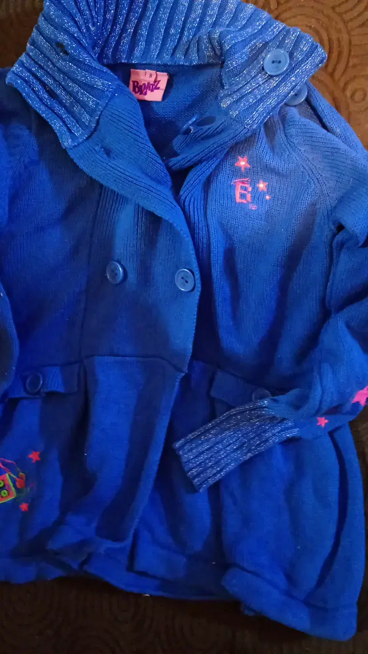 Abrigo azul para niña Bratz con detalles brillantes