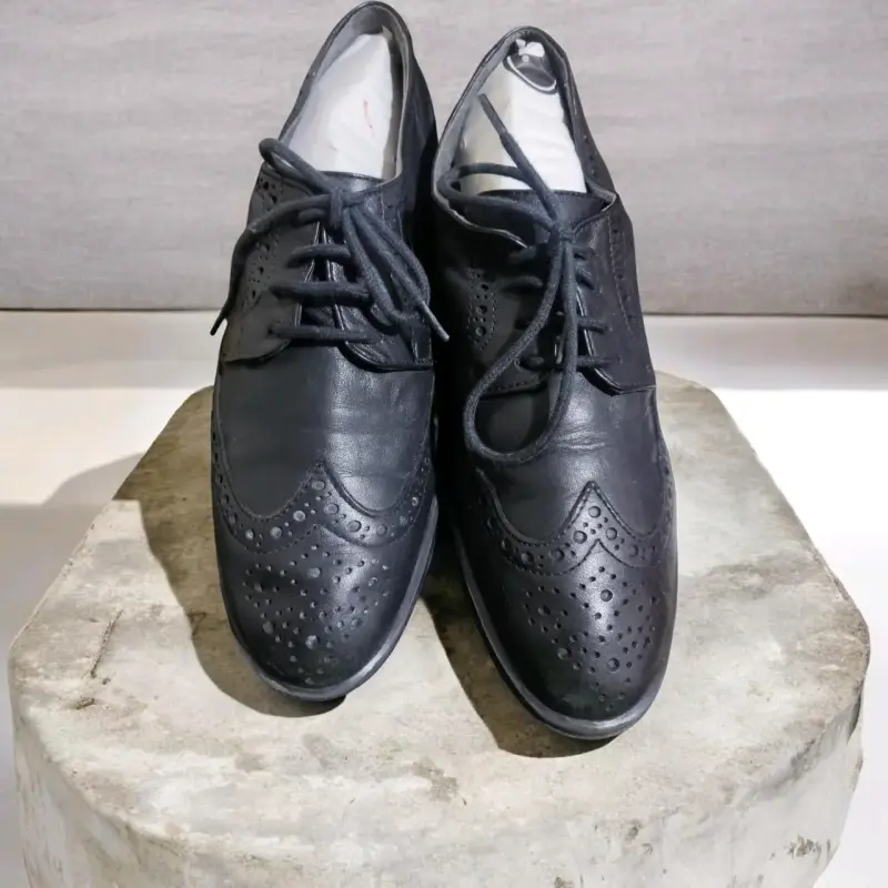 Zapatos de vestir negros 36 con diseño brogue - 1