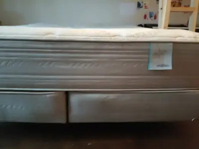 Colchón y base cama de dos plazas con ruedas - miniatura 4