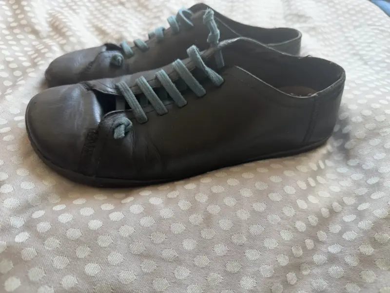 Zapatos de cuero negro con cordones Camper azules - 4