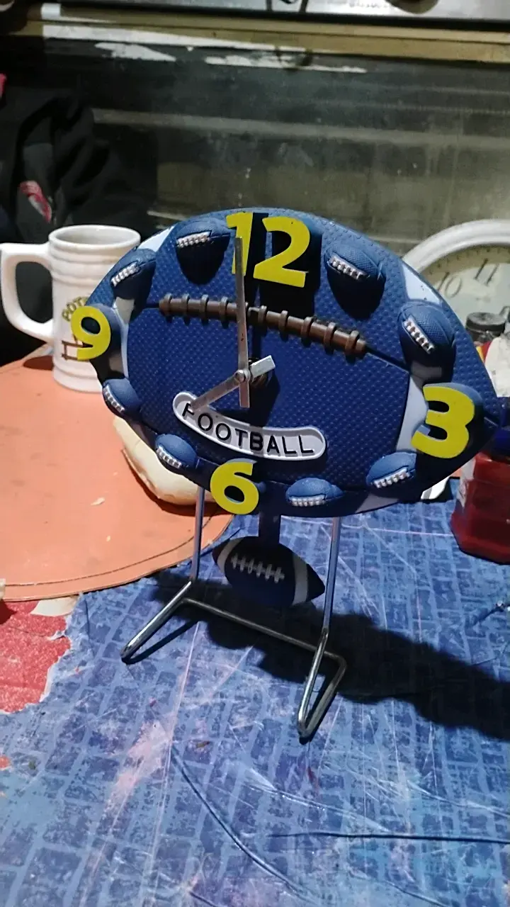 Reloj de mesa diseño fútbol americano