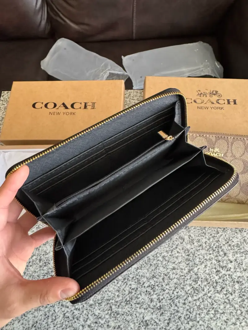 Billetera Coach - 3