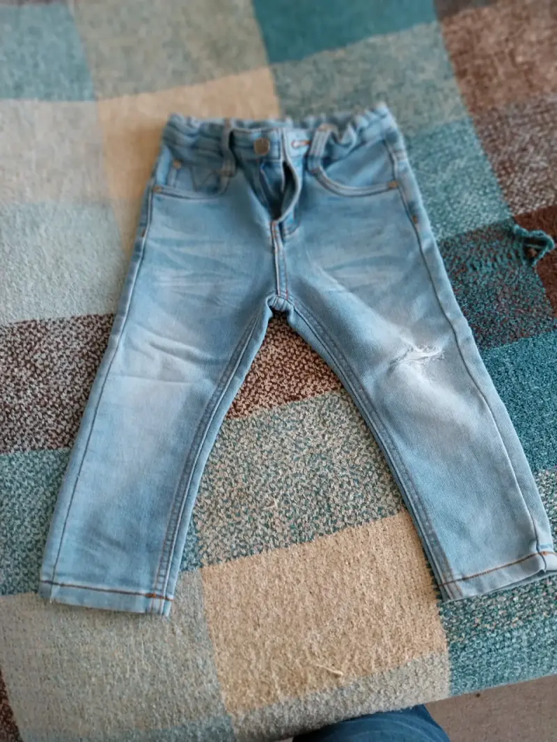 Jeans de mezclilla para niños talla pequeña - 4