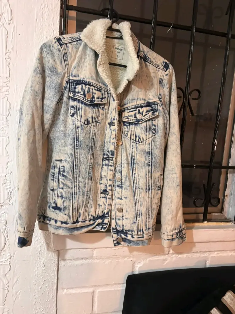 Chaqueta de mezclilla con forro de borrego talla S