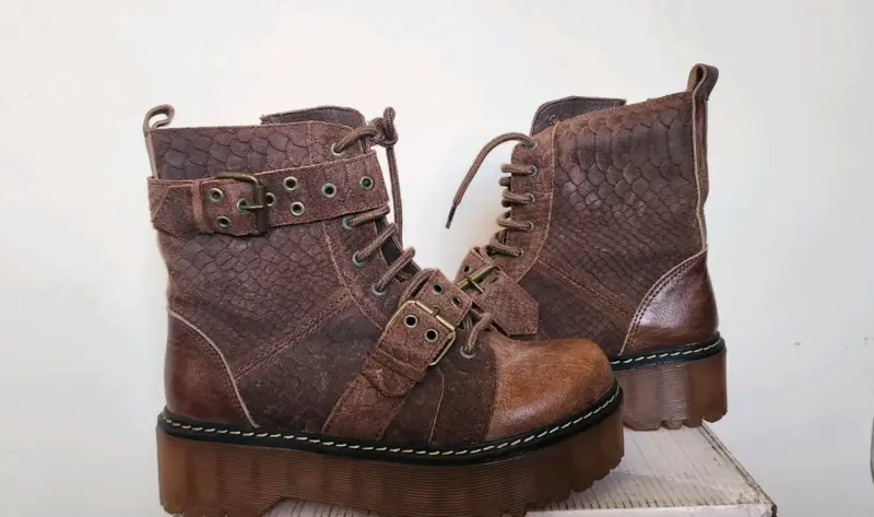 Botas de cuero marrón con plataforma Detogni - 3