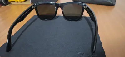 Gafas de sol Ray-Ban negras clásicas - miniatura 4