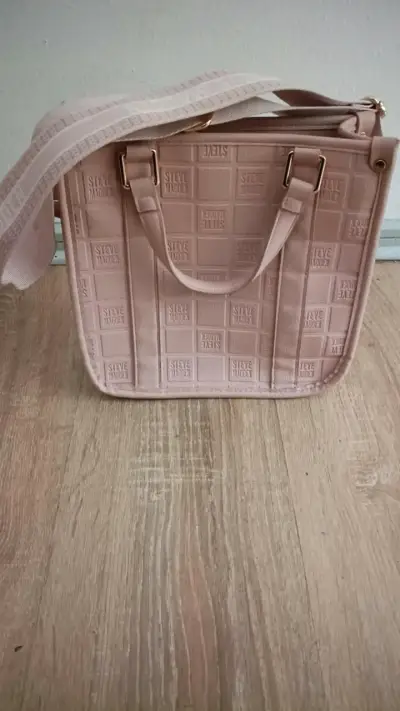 Bolso tote rosa Steve Madden con correa ajustable - miniatura 2