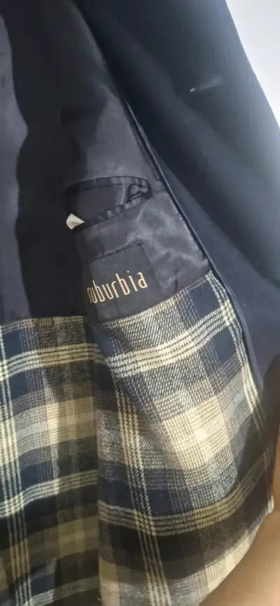 Abrigo largo negro Suburbia para hombre - miniatura 2