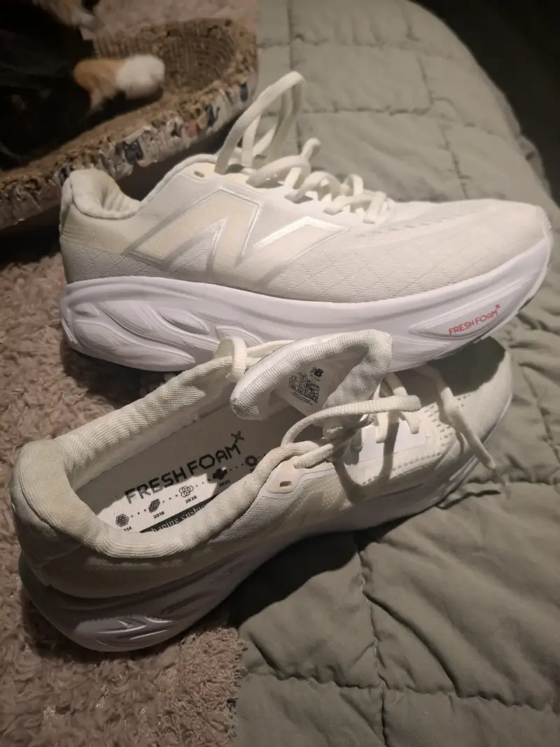 Zapatillas deportivas blancas New Balance Fresh Foam 1080 - 5