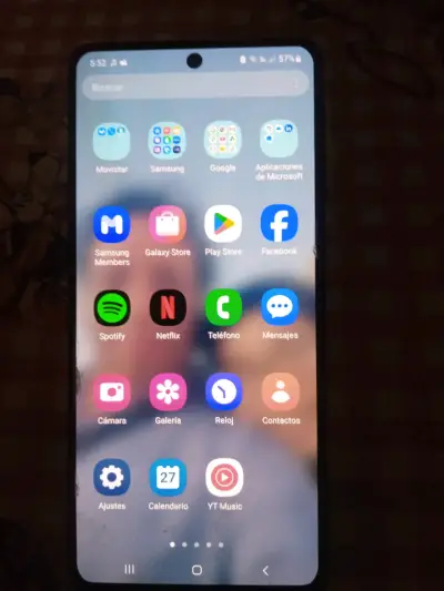 Samsung Galaxy A71 en buen estado - miniatura 2