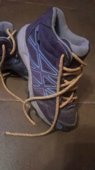 Zapatillas de trekking The North Face moradas - miniatura 1