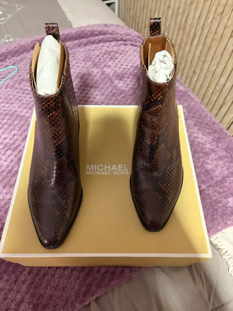Botines Michael Kors Sinclair de cuero estampado - 3