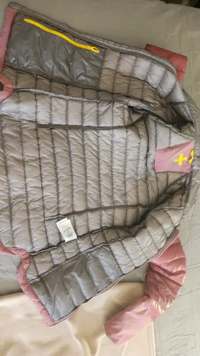 Chaqueta acolchada rosa para mujer - miniatura 3