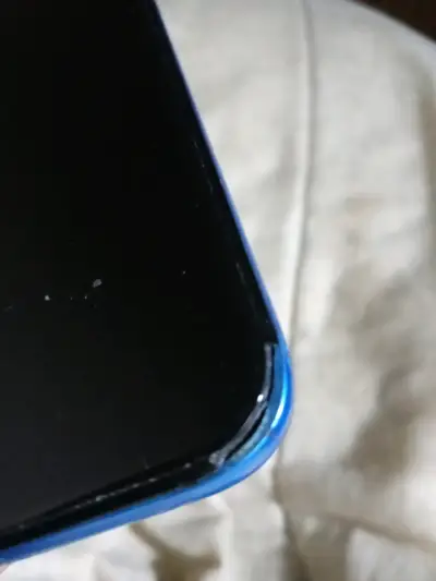 Motorola E7 con batería mala - miniatura 2