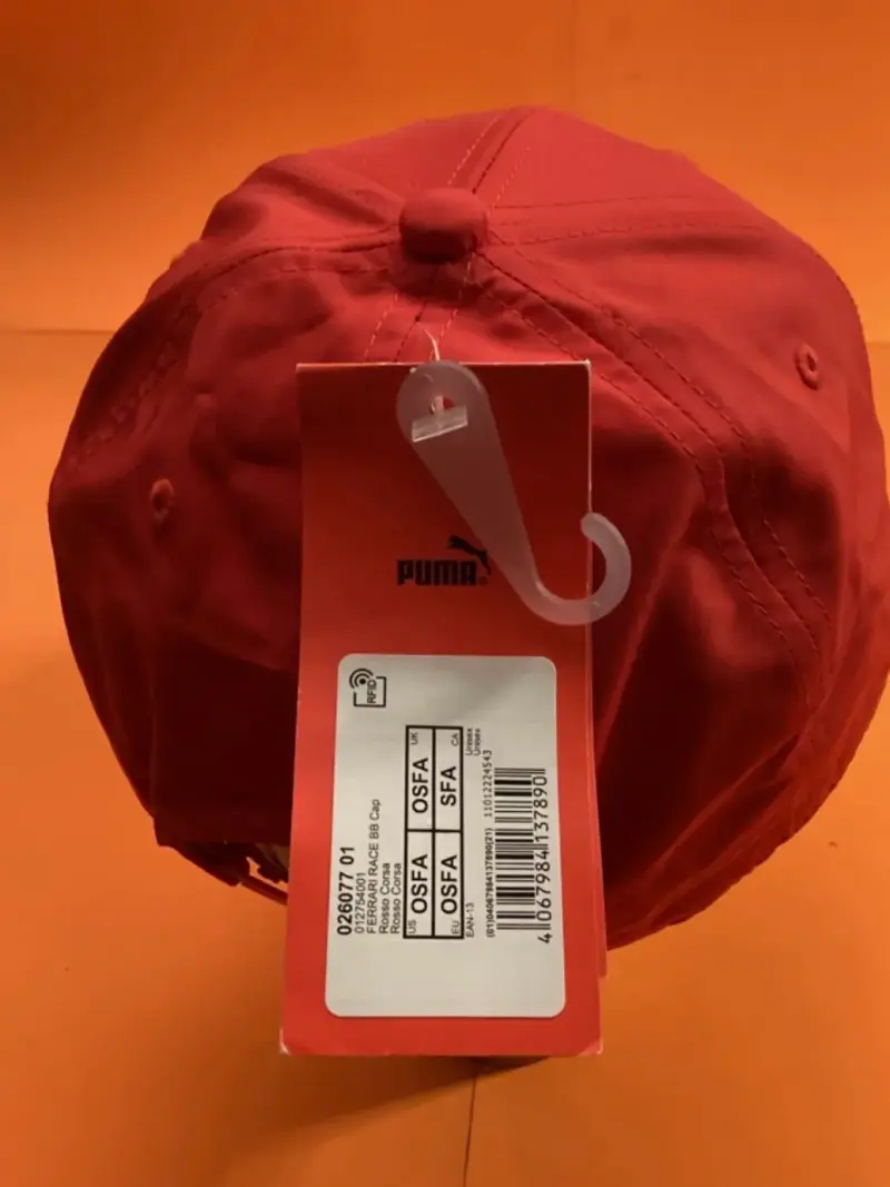 Gorra roja Ferrari Puma edición especial - 4