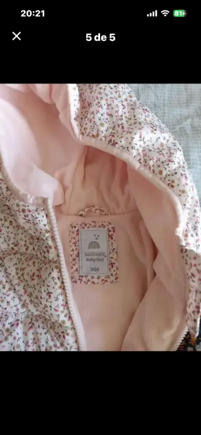 Chaqueta acolchada floral para bebé niña - miniatura 2
