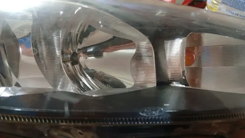 Foco delantero originales para ford fiesta - 4