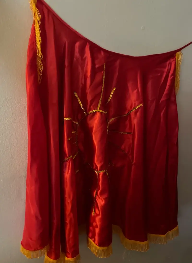 Traje de la diablada . - 2