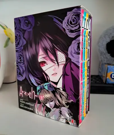 Colección de mangas Another - miniatura 1