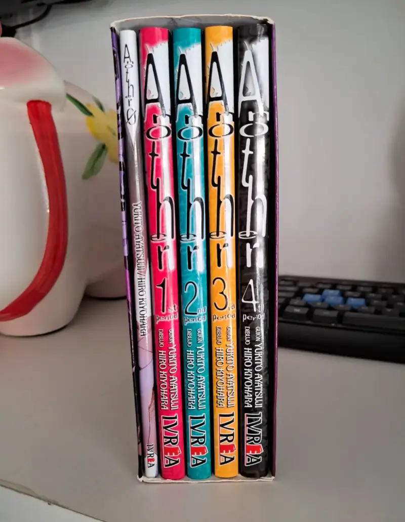 Colección de mangas Another - 2