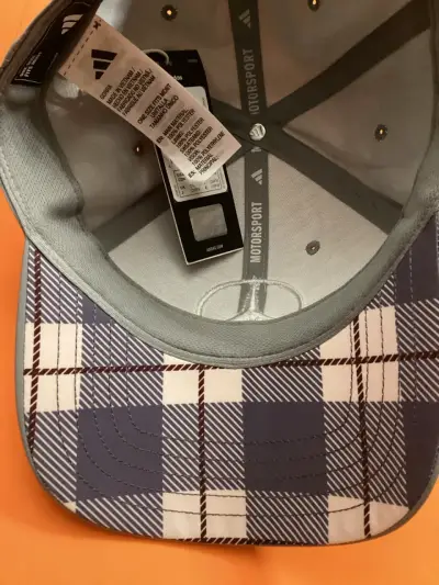 Gorra gris Mercedes AMG Petronas F1 - miniatura 3