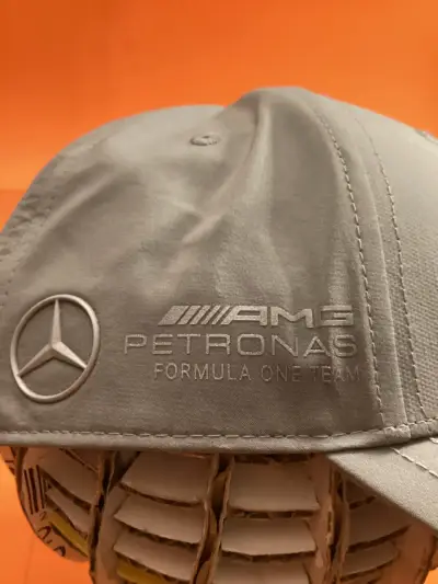 Gorra gris Mercedes AMG Petronas F1 - miniatura 4