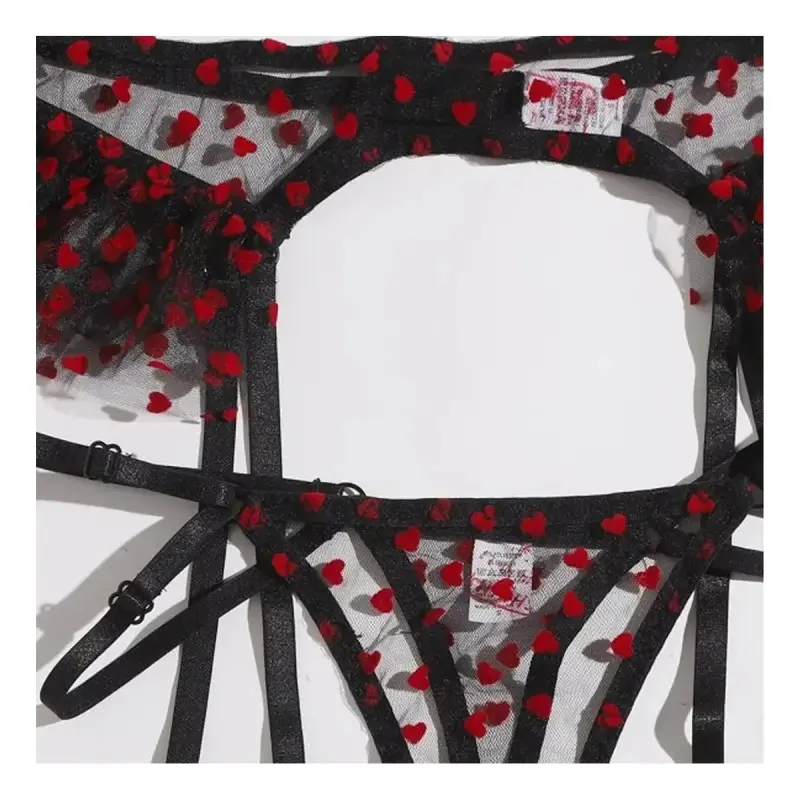 Conjunto de lencería negro con corazones rojos - 2