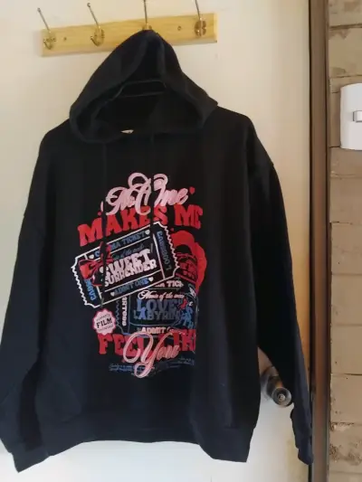 Polerón con capucha estampado unisex - miniatura 1
