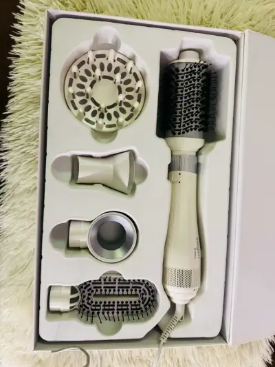 Cepillo Secador Multifuncional con Accesorios - miniatura 1