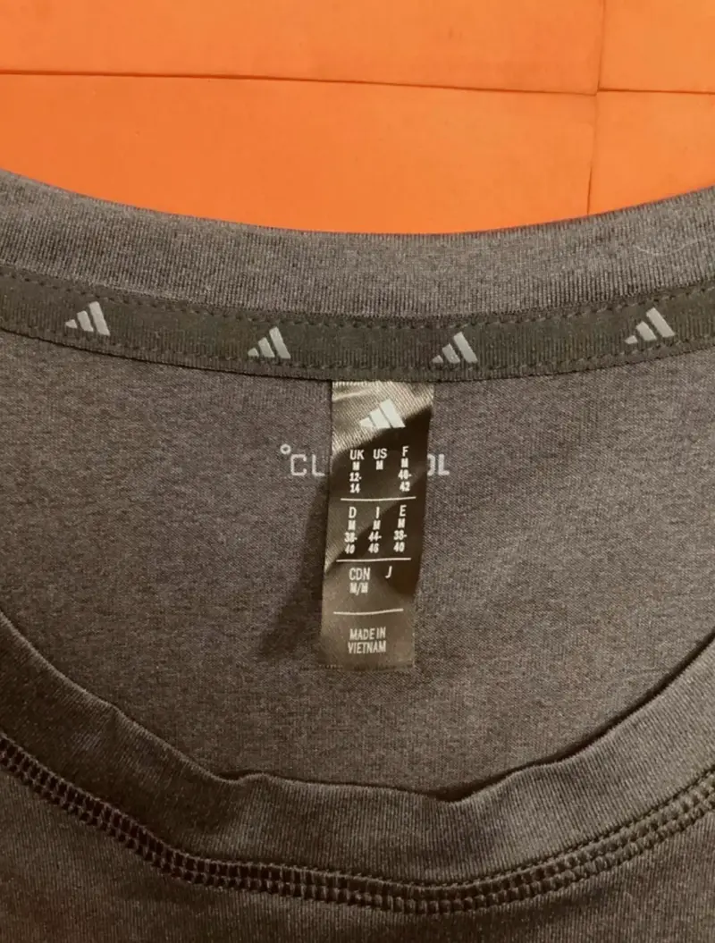 Polera deportiva mujer negro Adidas ClimaCool - 4