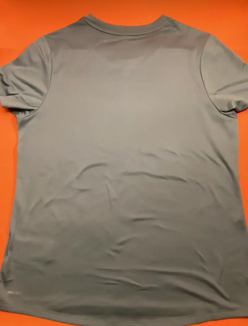 Polera deportiva turquesa Puma DryCell para mujer - 2