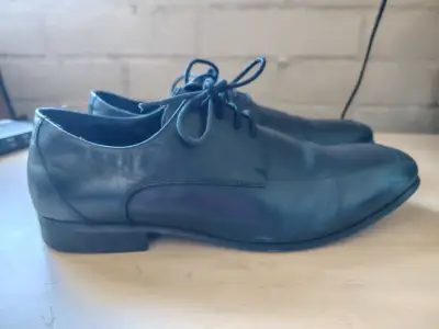 Zapatos de vestir negros para hombre - miniatura 1