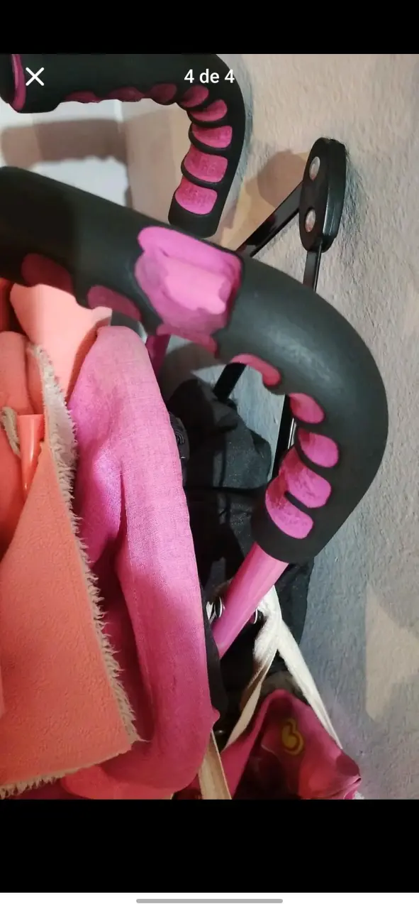 Coche Bebeglo rosa con plástico para lluvia - 2