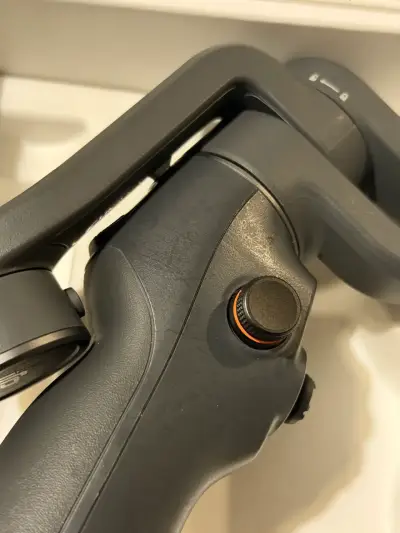 Estabilizador DJI Osmo Mobile 6 - miniatura 3