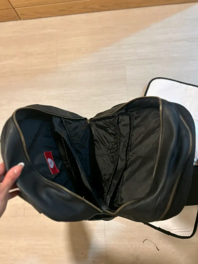 Bolso Pañalera 100%cuero - 3