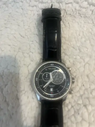 Reloj Nautica cronógrafo con correa de cuero negro - miniatura 1