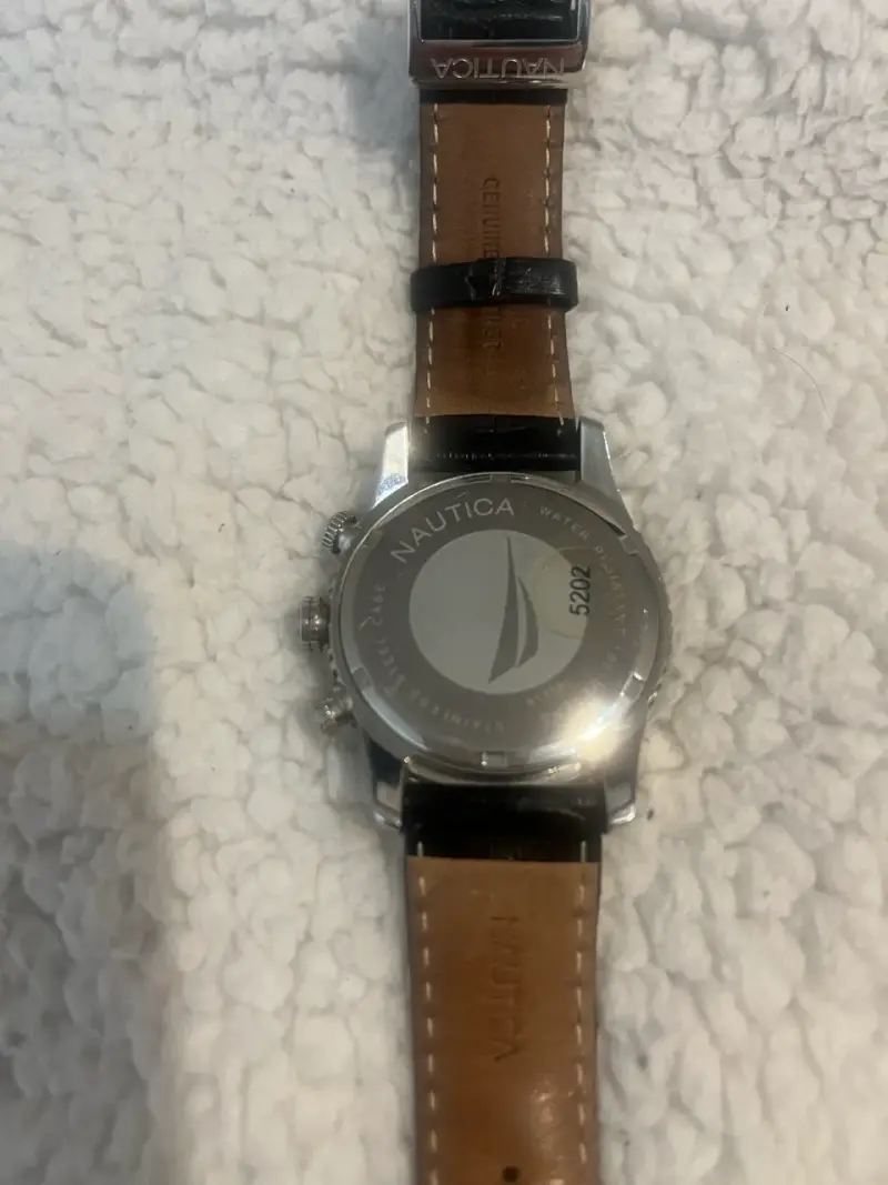 Reloj Nautica cronógrafo con correa de cuero negro - 3