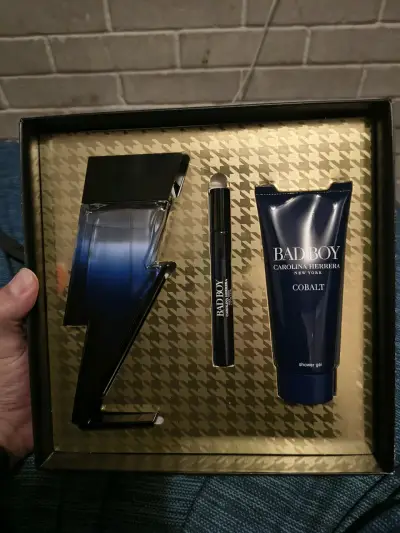 Set de Perfume Bad Boy Carolina Herrera Cobalt - miniatura 1